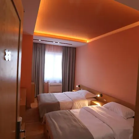 Elite Hotell 4*