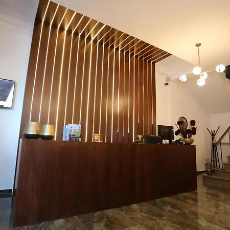 Elite Hotel