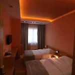 Elite فندق 4*