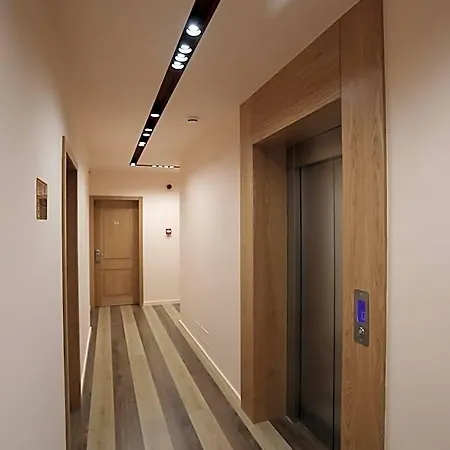 Hotel Elite 4*